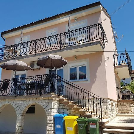 Apartment Mit Balkon Poreč Dış mekan fotoğraf